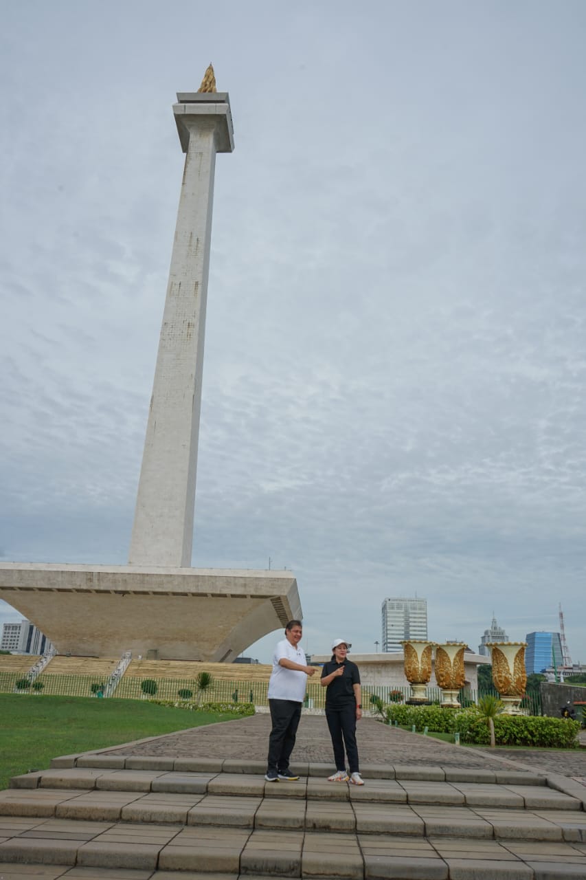 Airlangga dan Puan bertemu di Monas